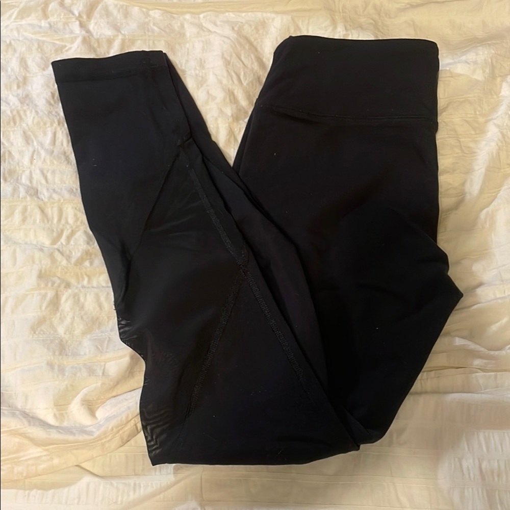 TNA Classic Black Leggings
